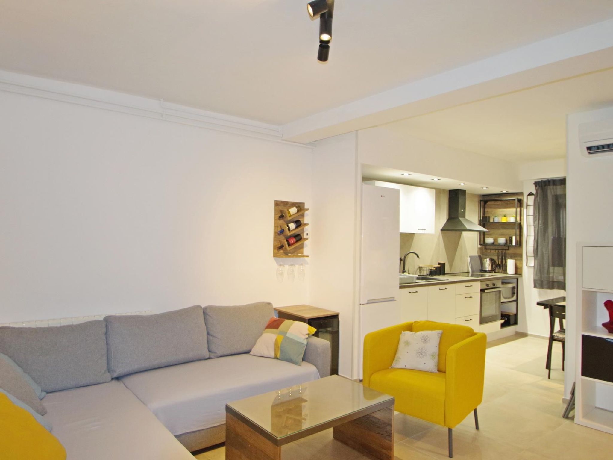 "Apartment Kate" mit Terrasse-Dedans