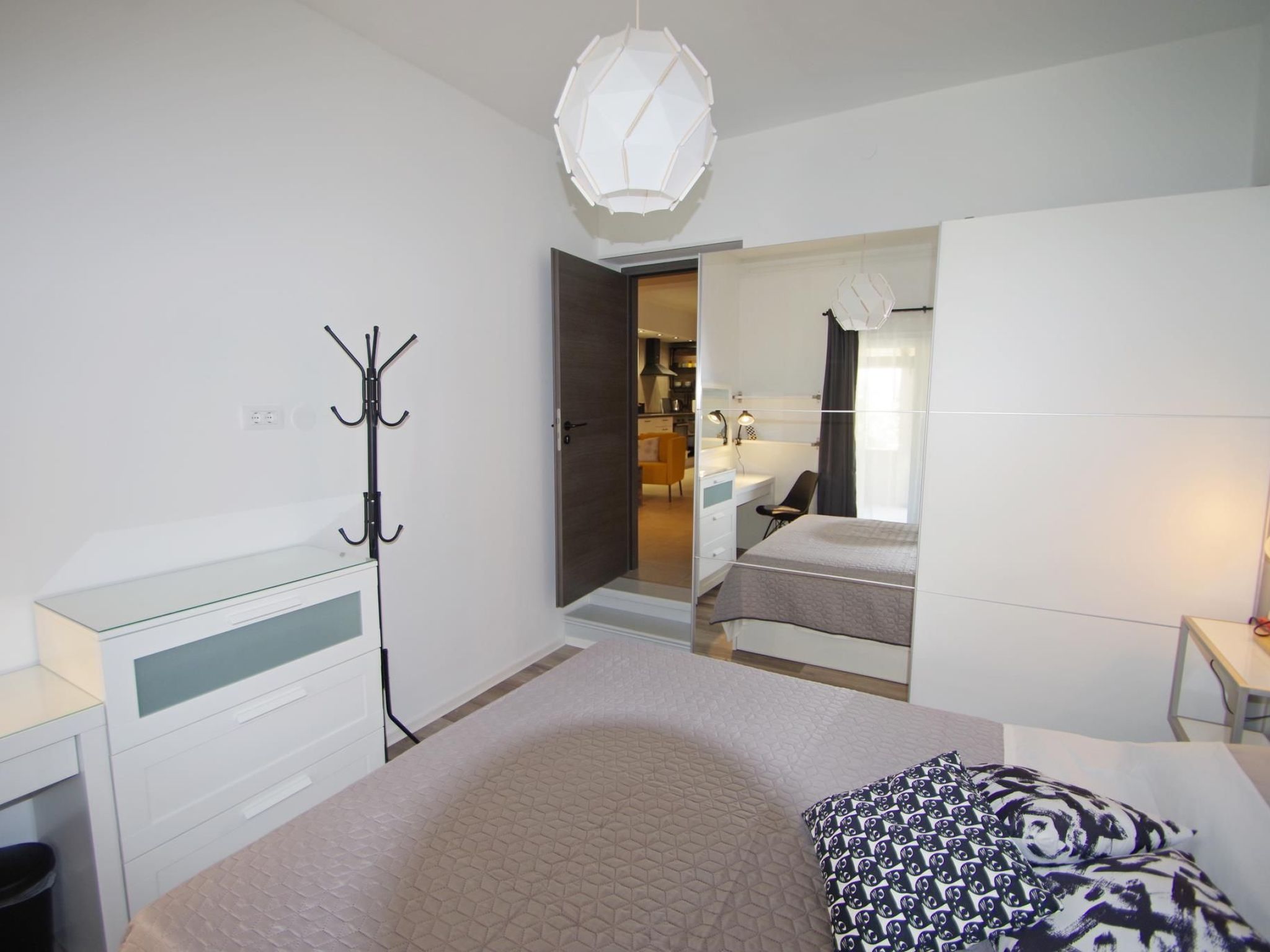 "Apartment Kate" mit Terrasse-Dedans