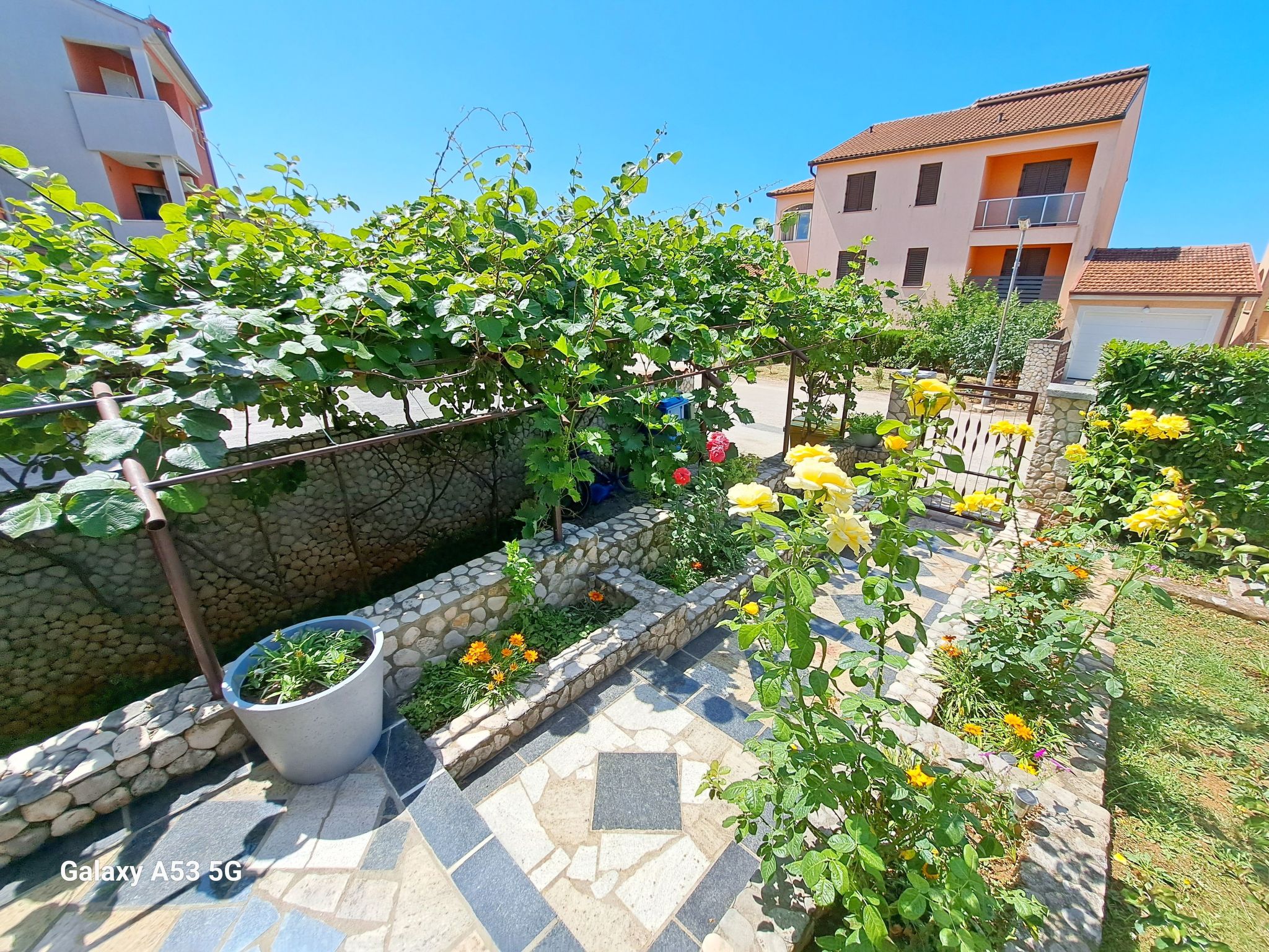 "Apartment Kate" mit Terrasse-Dedans