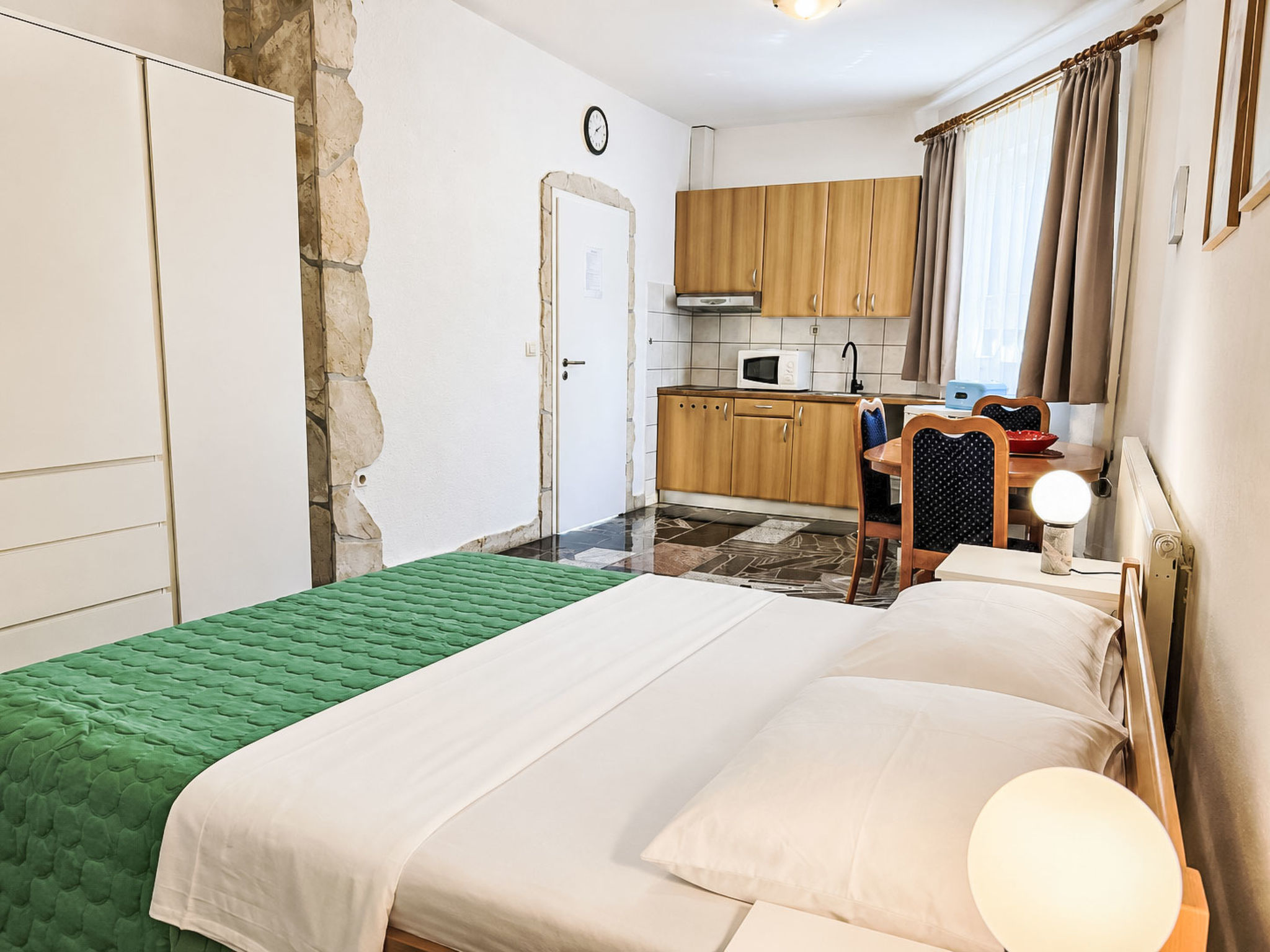Ein Apartment im Ferienhaus Zweirosen