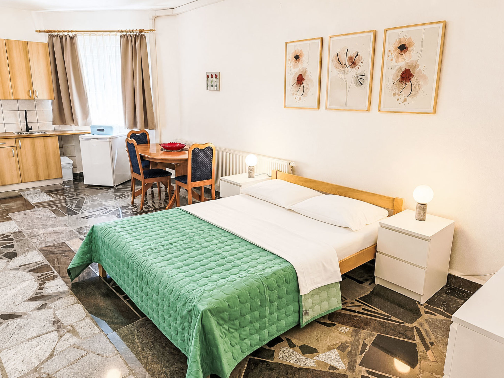 Ein Apartment im Ferienhaus Zweirosen