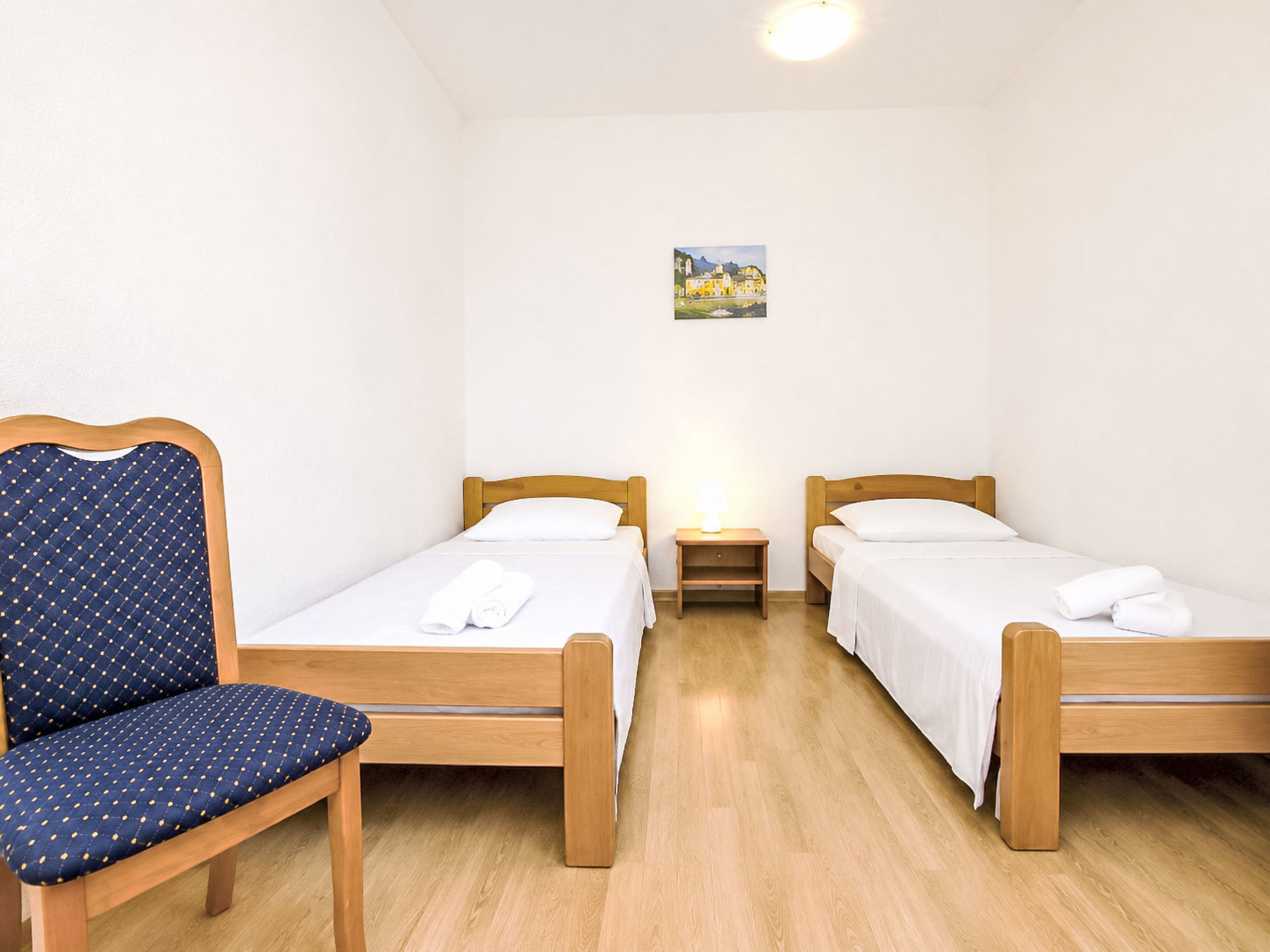 Ein Apartment im Ferienhaus Zweirosen - Binnen