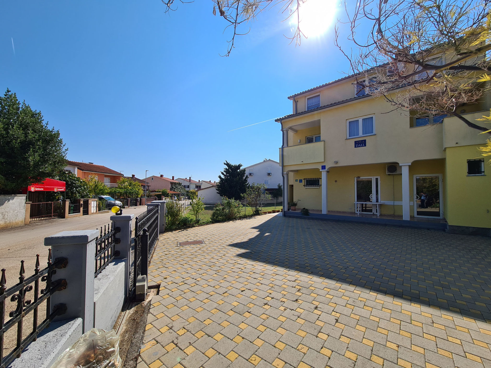 Apartment 1272