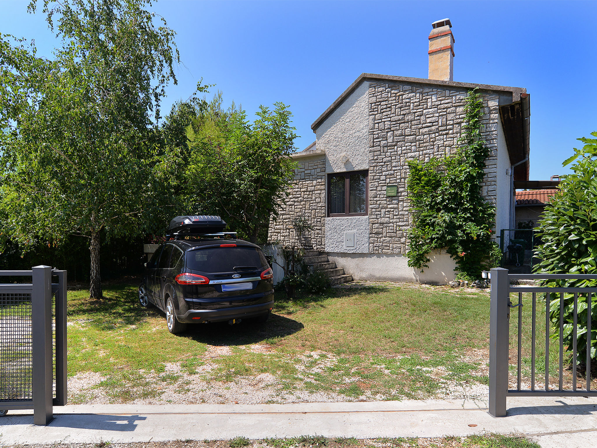 Photo of Apartment 1950