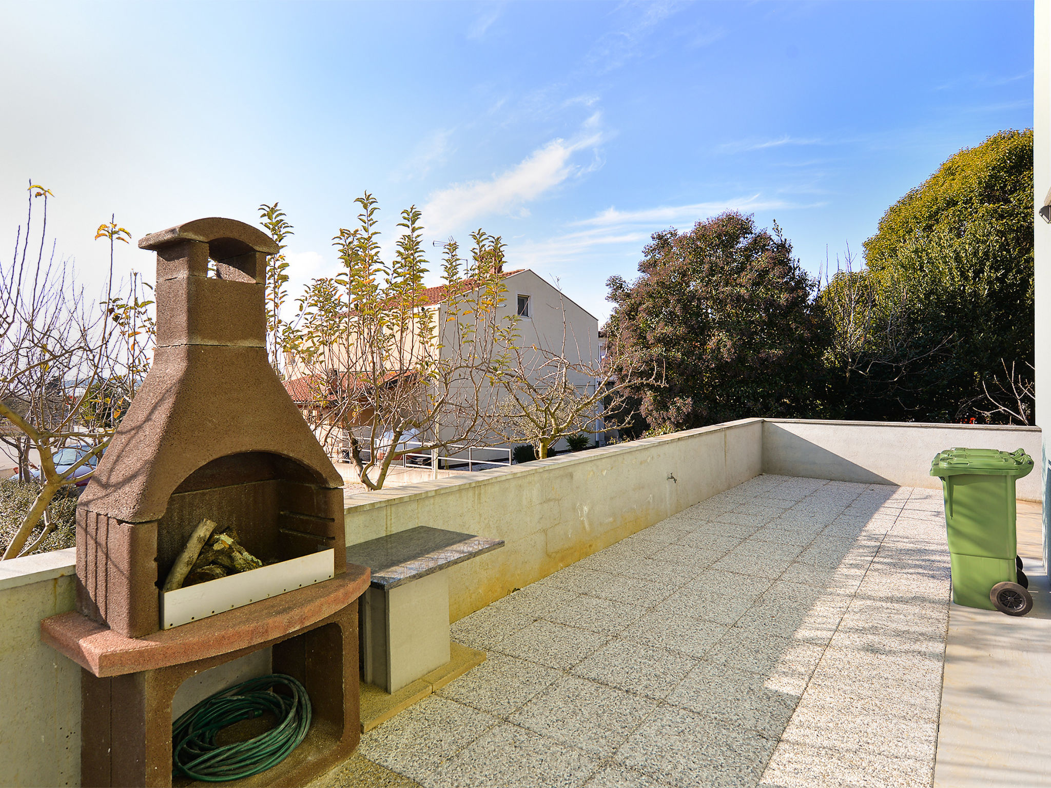 Photo of Apartment 1989