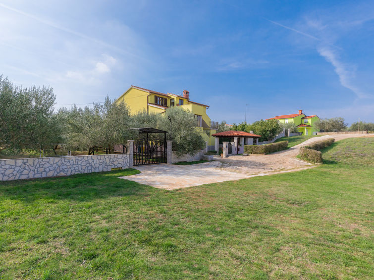 Centraal gelegen appartement Meden in Galižana nabij Pula in GALIŽANA
