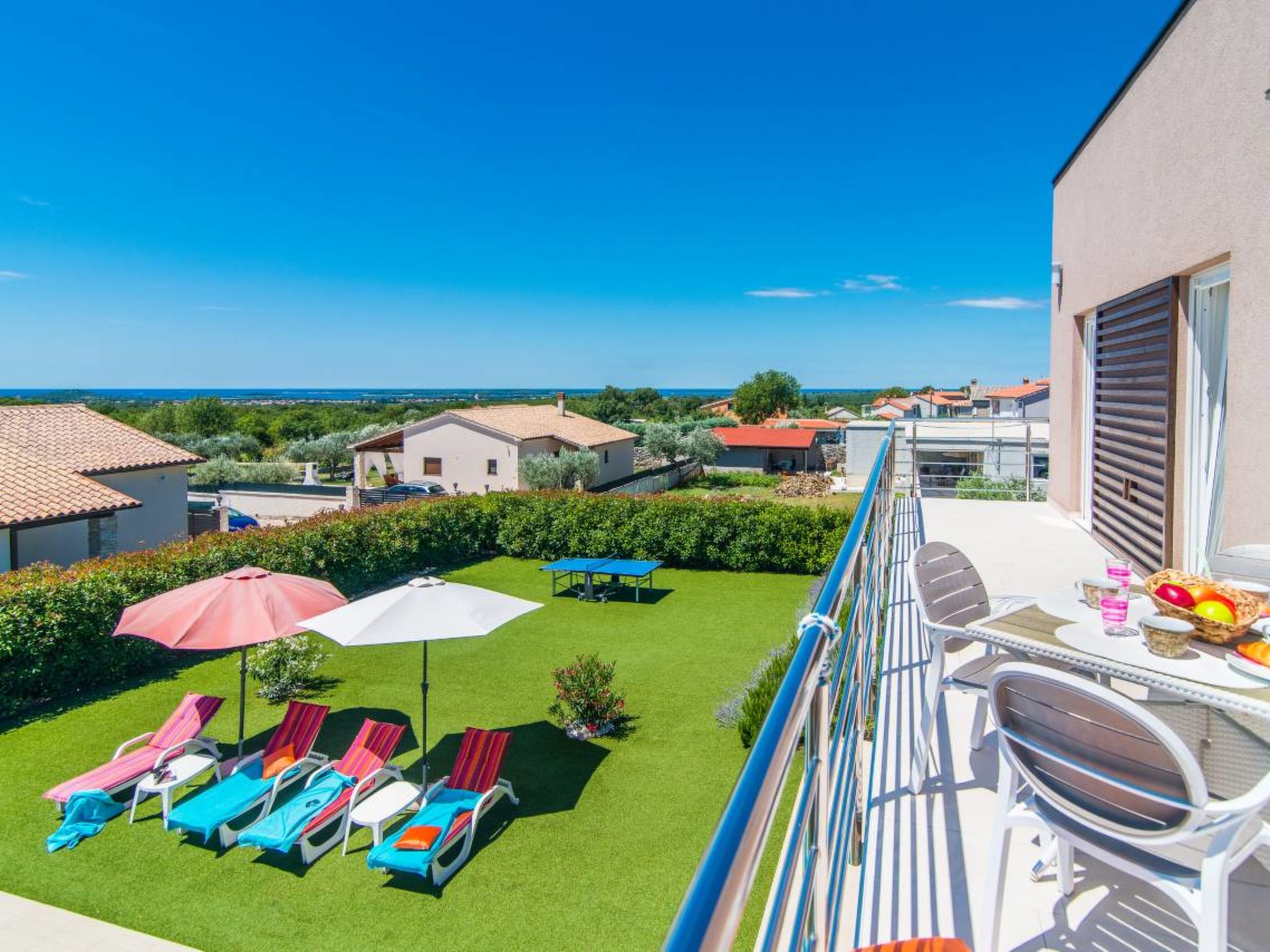 Villa 1972 - Image-tags.info