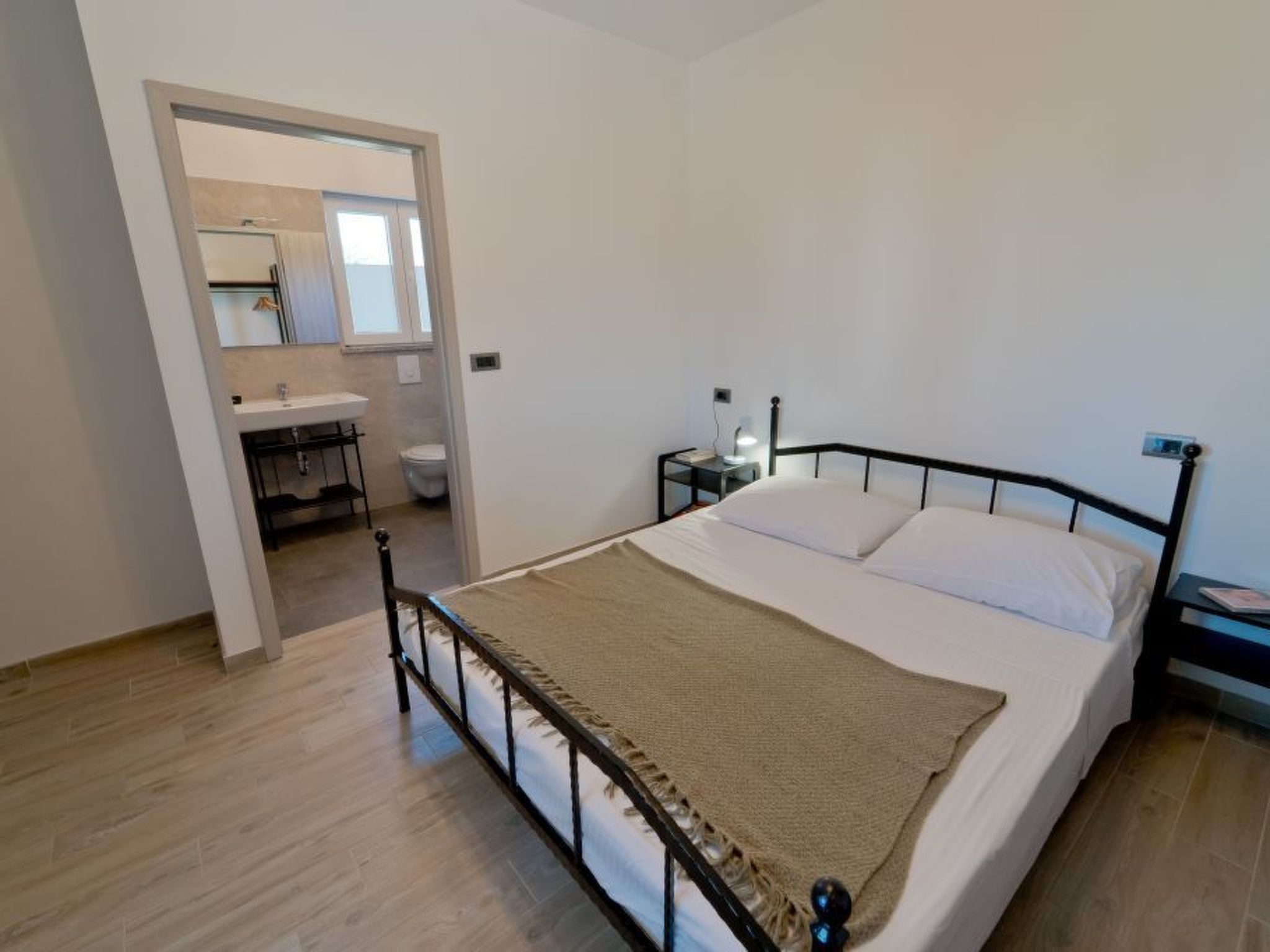 Mit privatem beheiztem Schwimmbad-Dedans