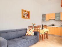 Vrijstaand vakantiehuis voor 4 personen nabij Pula, 5 km van zee - thumbnail 5