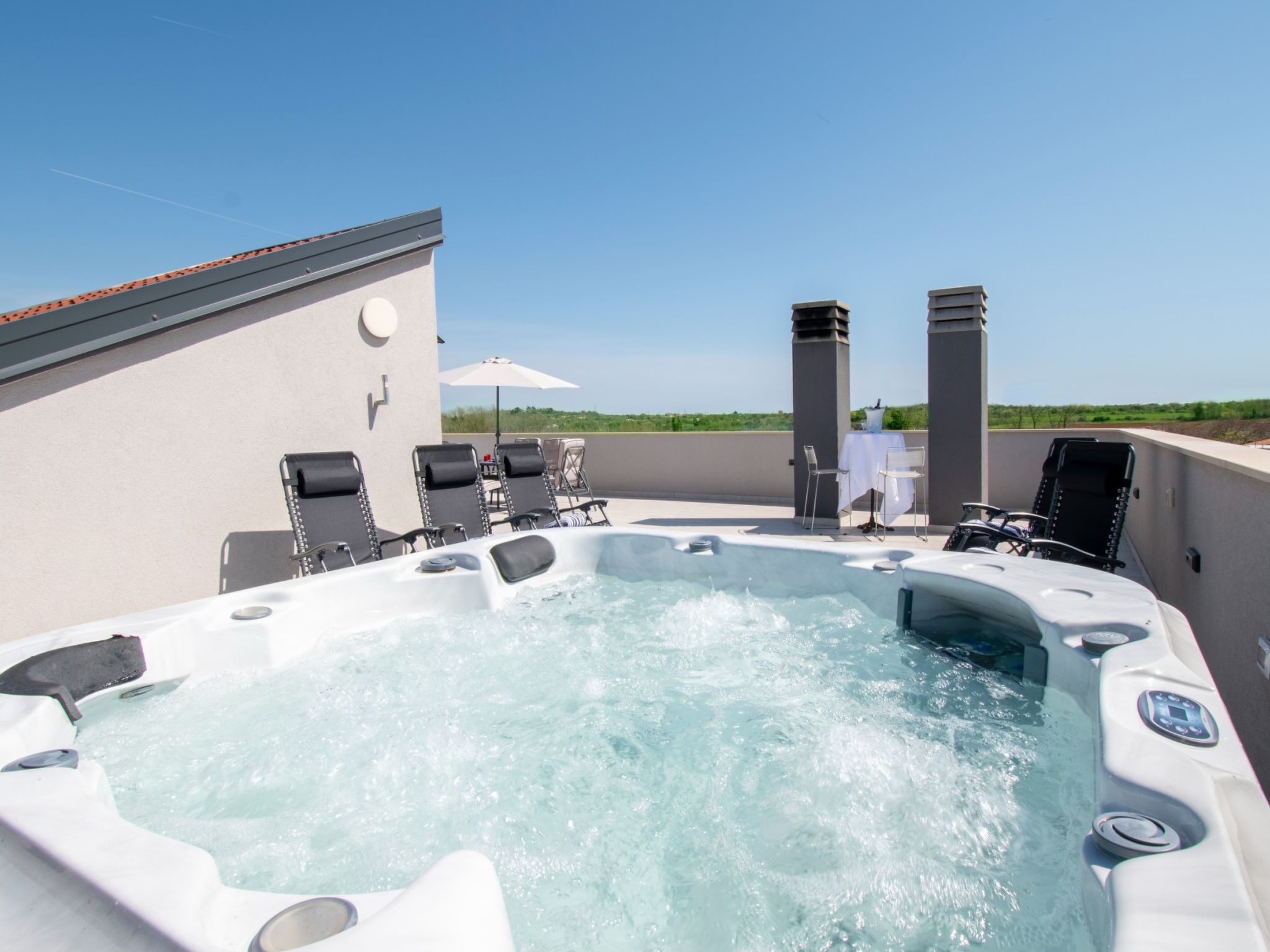 Photo of House Ivana