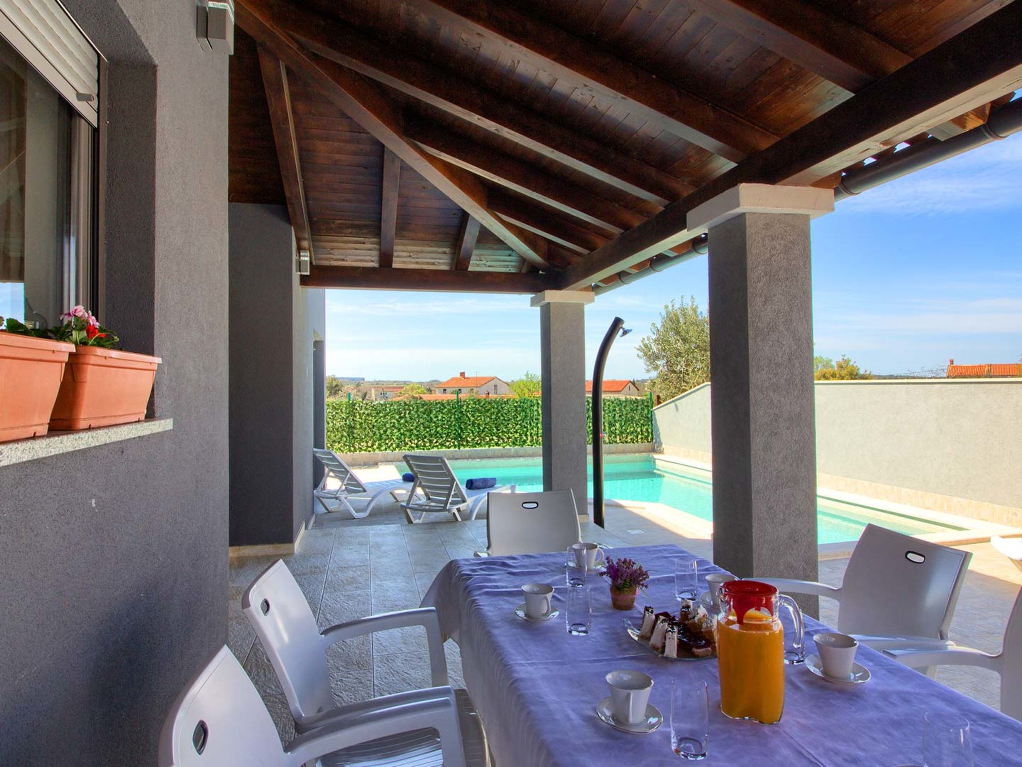 Photo of Villa Verde with heated pool