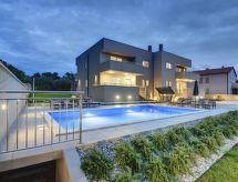 Villa Grande T&D: Luxe Oase voor 14 met Privézwembad bij Pula - thumbnail 3