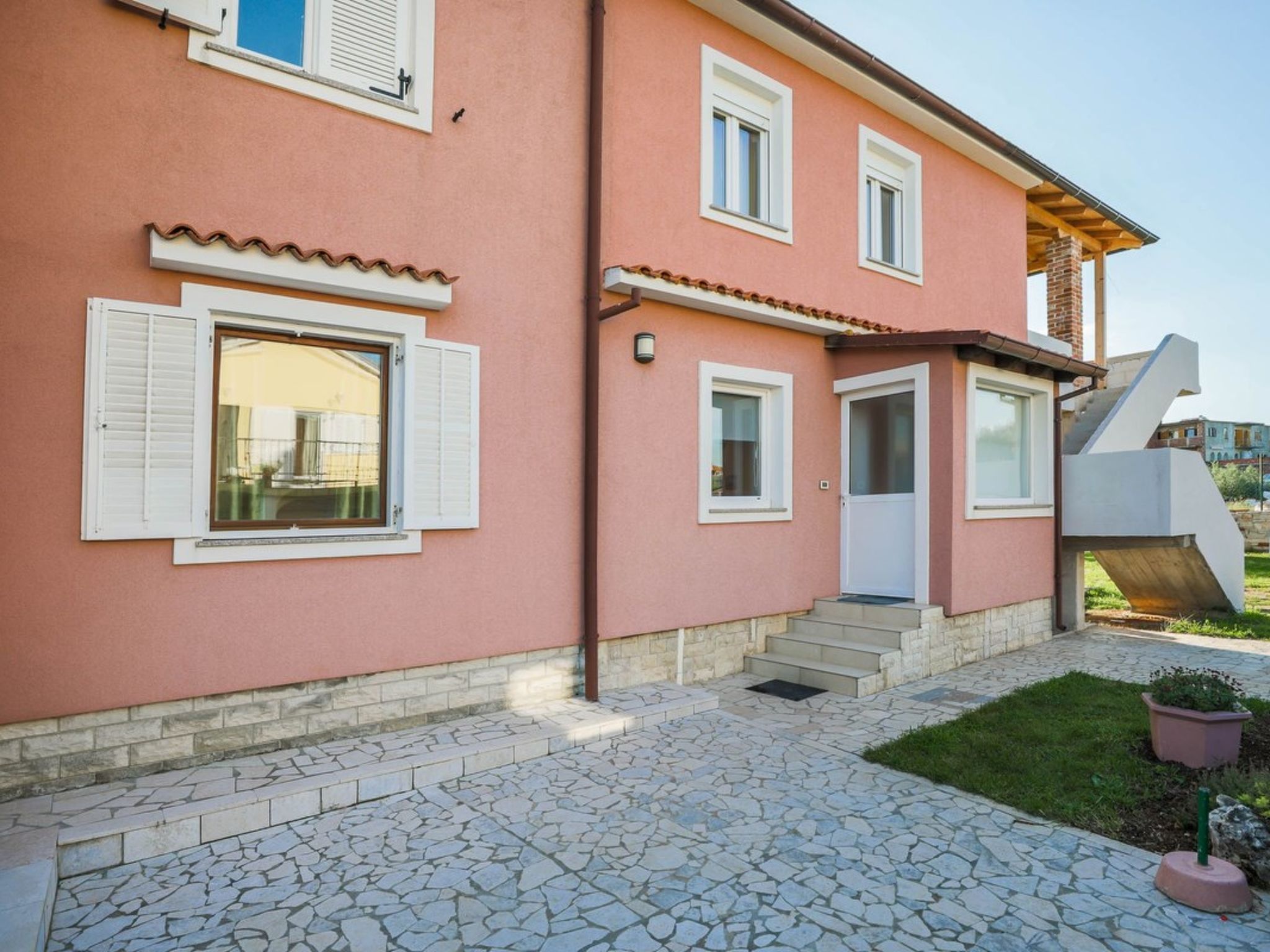 Photo of House Nikola