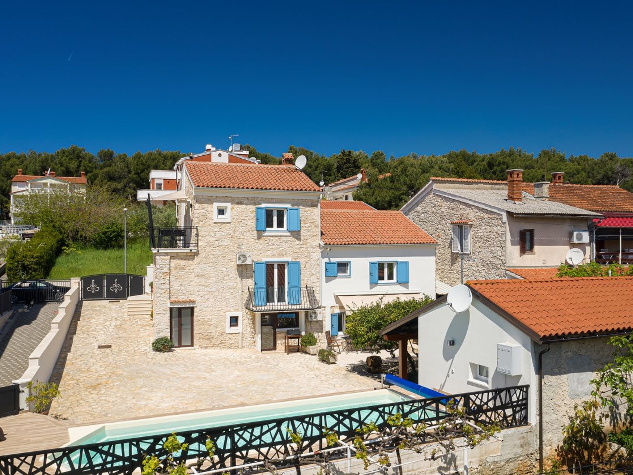 Photo of House Hodak