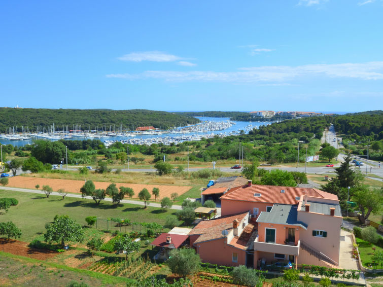 Op 400 m van zee: Rustgevend appartement SaNi in Pula in Pula