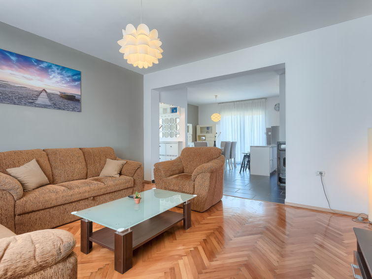 Search and Stay destination Pula, Istarska županija - Croatia from AU$ 141. Rovere