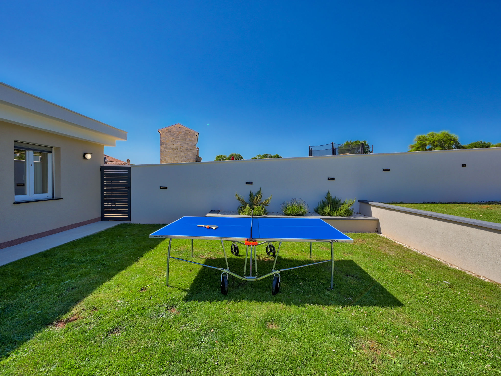 Photo of Montevernal