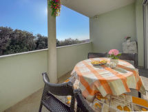 Zonnig appartement DaNi nabij strand en historisch Pula - thumbnail 2