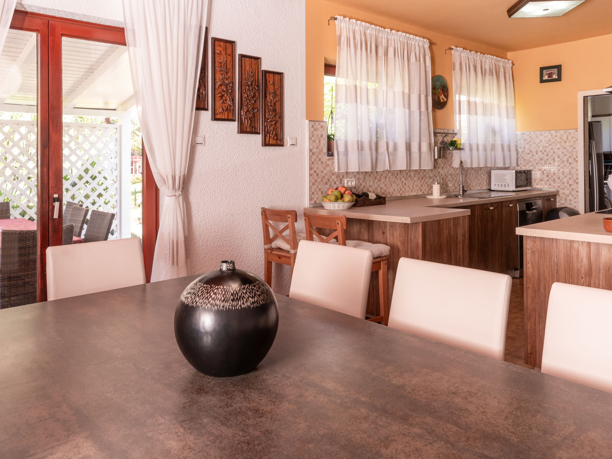 Villa Botanica – Cuisine et coin repas, photo 13 sur 43