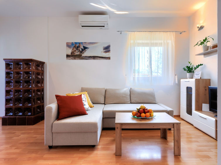 Search and Stay destination Fažana, Istarska županija - Croatia from AU$ 210. Nina (PUL507)