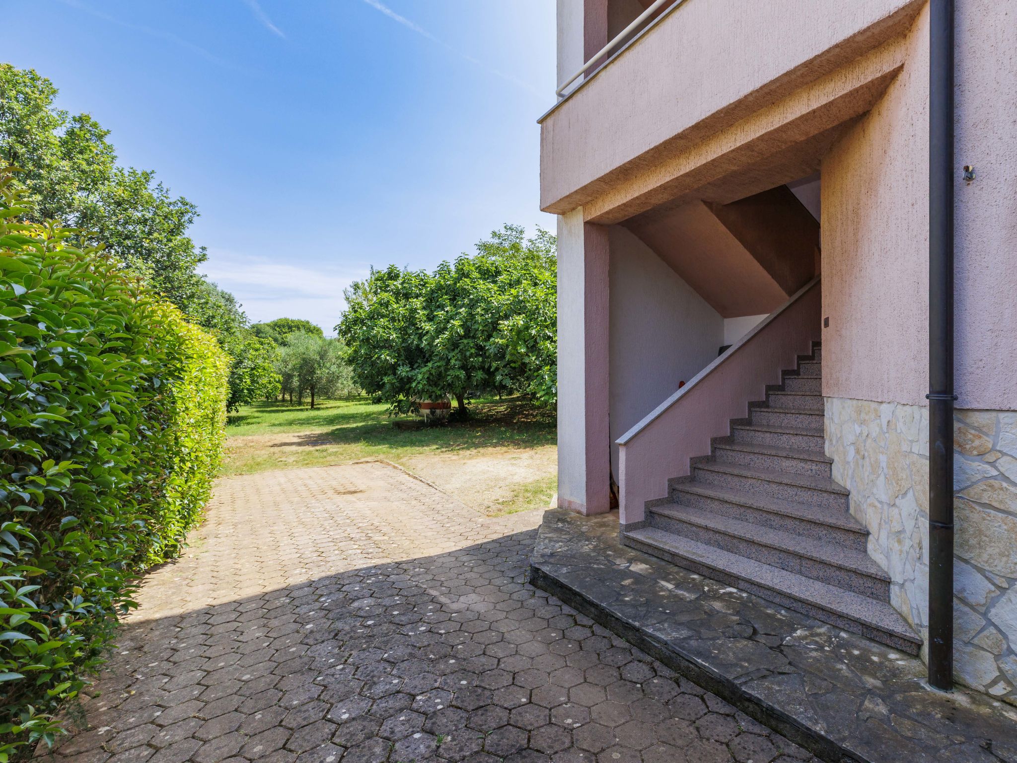 Lorenzin-Buiten