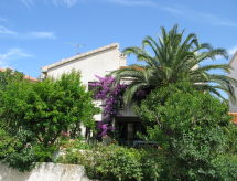 Knus appartement in Pula, 150m van zee met groene tuin - thumbnail 2