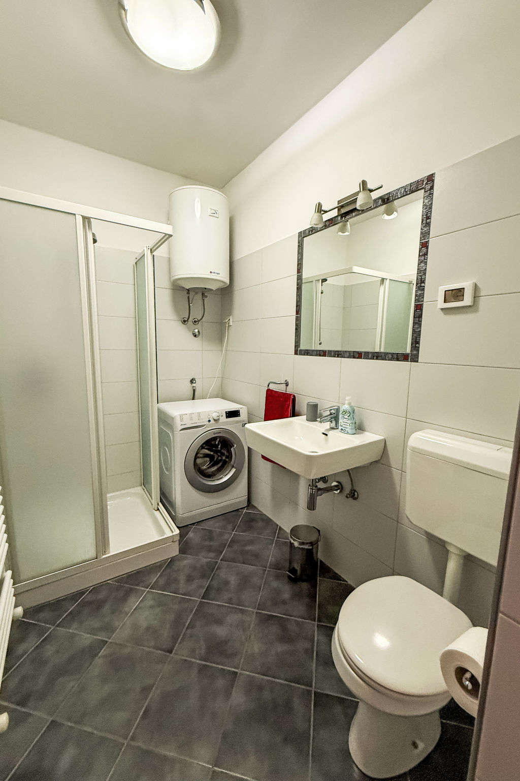 Modernes Appartement in Pula mit Grill und Garten - Binnen