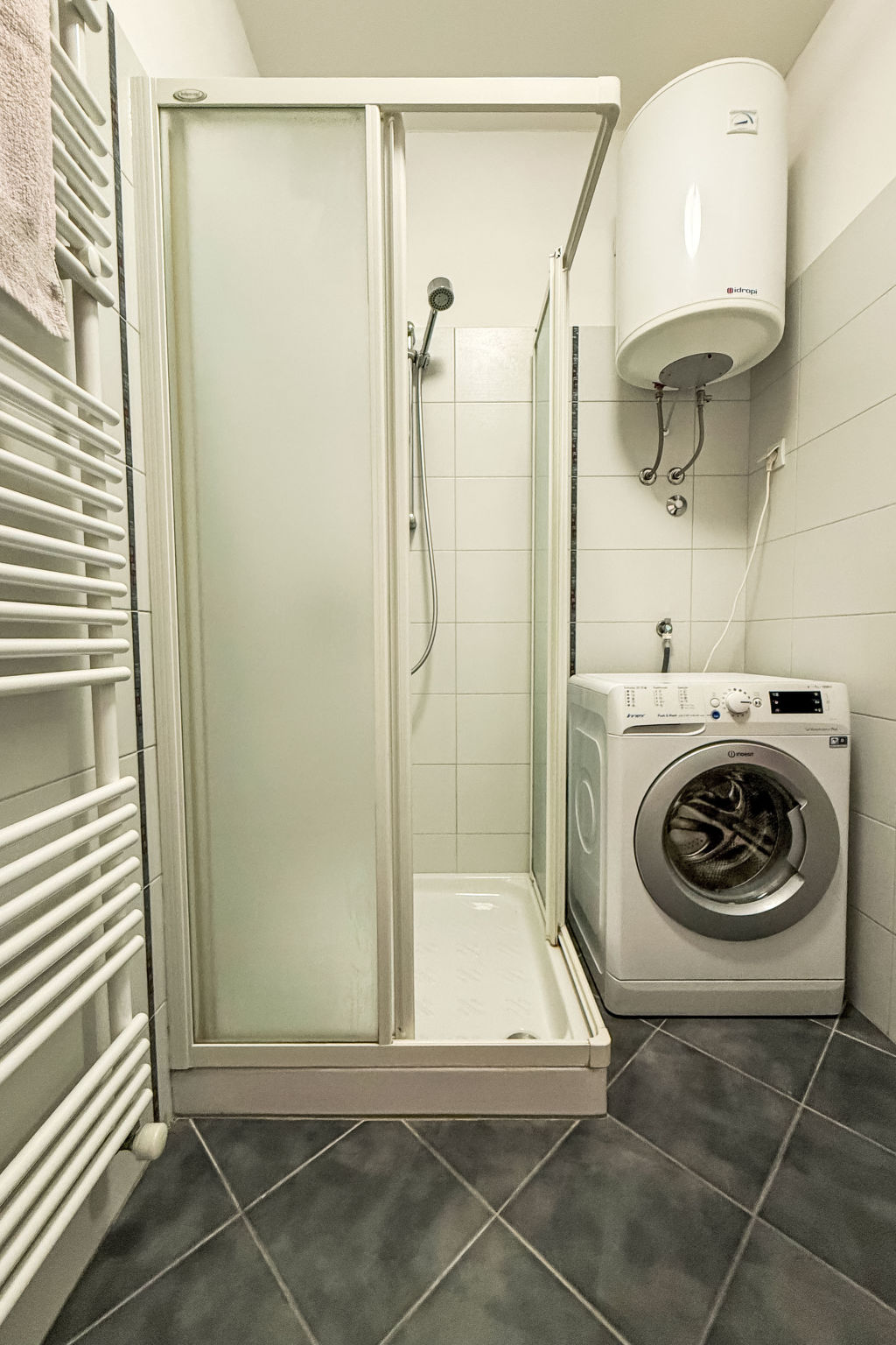 Modernes Appartement in Pula mit Grill und Garten - Binnen