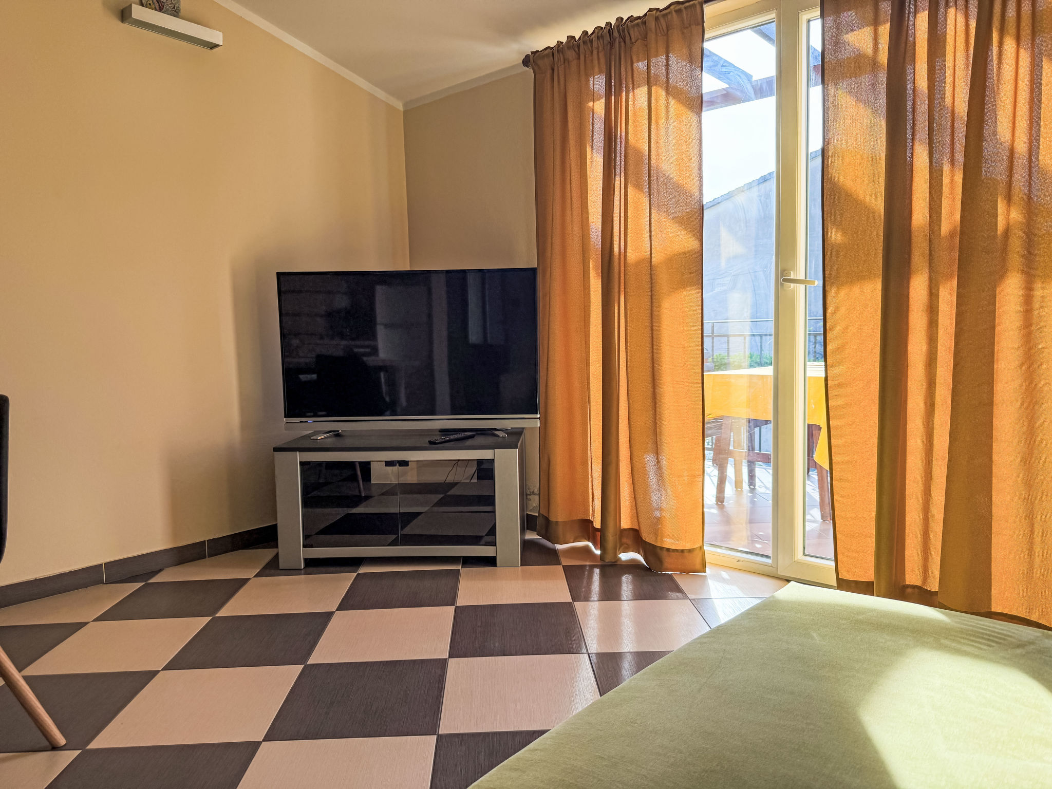 Modernes Appartement in Pula mit Grill und Garten