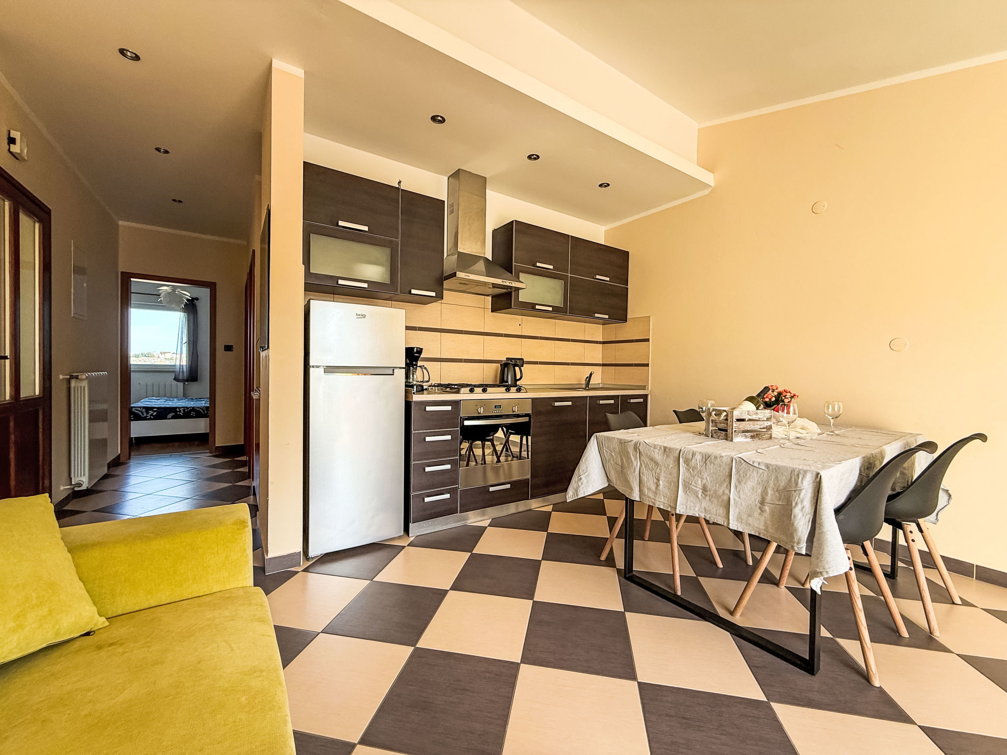 Modernes Appartement in Pula mit Grill und Garten - Binnen