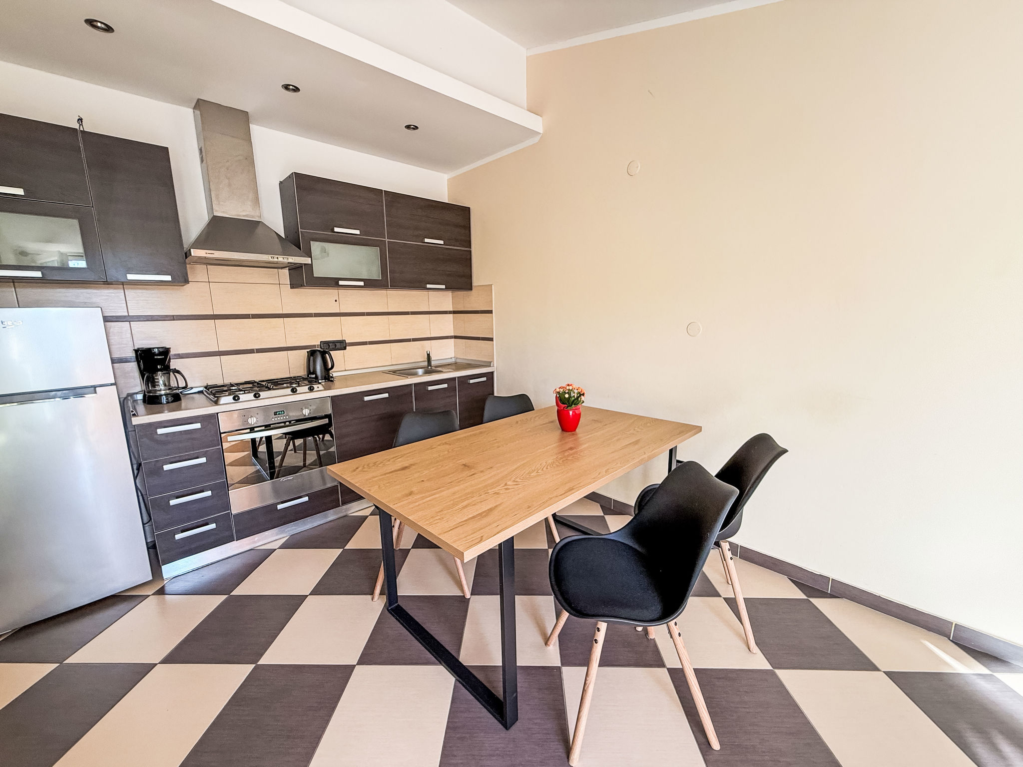 Modernes Appartement in Pula mit Grill und Garten - Binnen