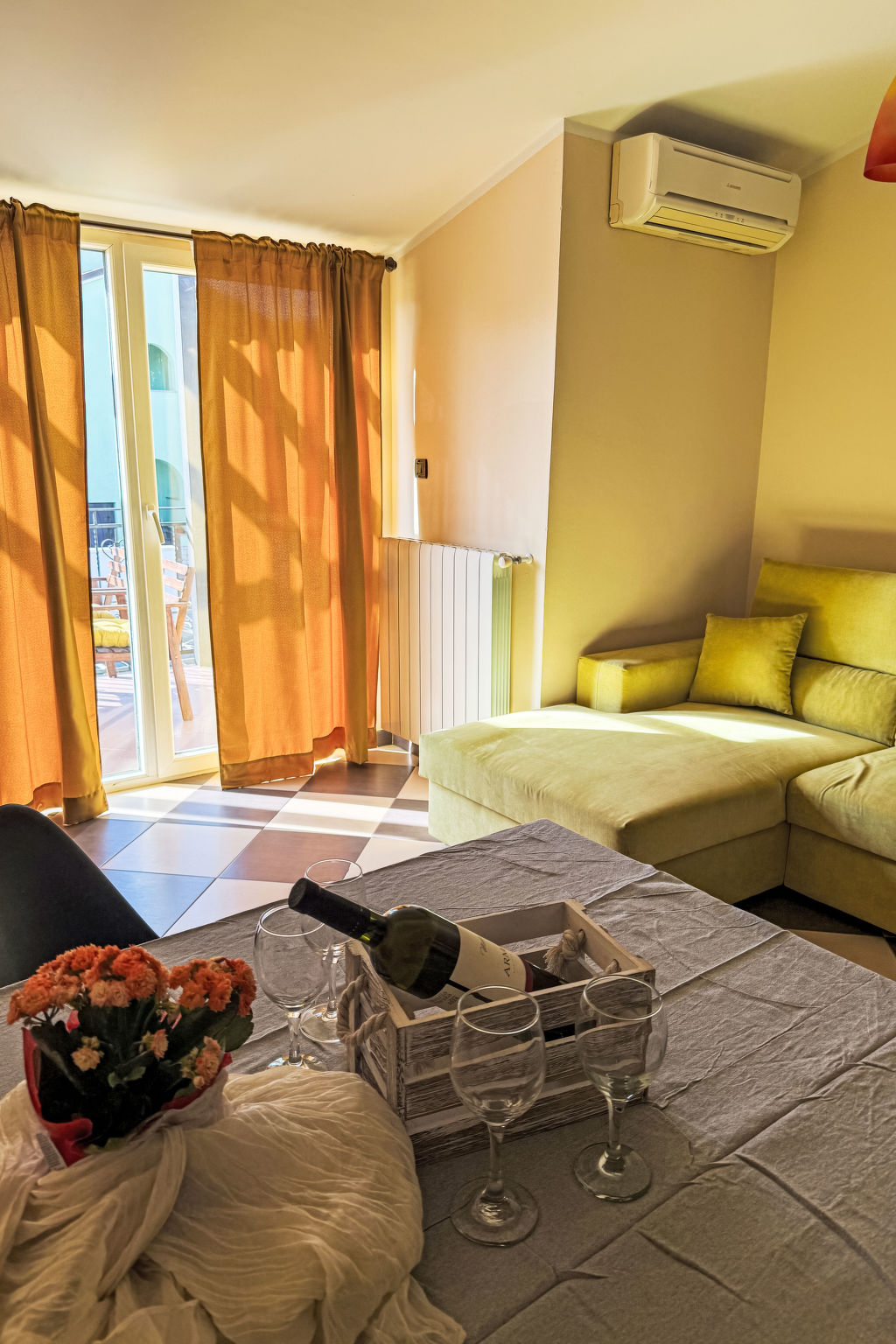 Modernes Appartement in Pula mit Grill und Garten - Binnen