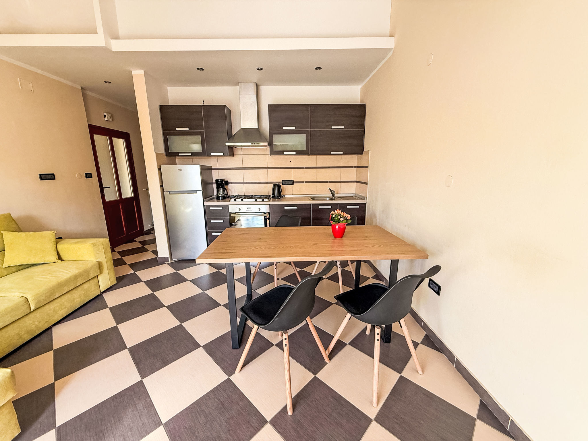 Modernes Appartement in Pula mit Grill und Garten - Binnen