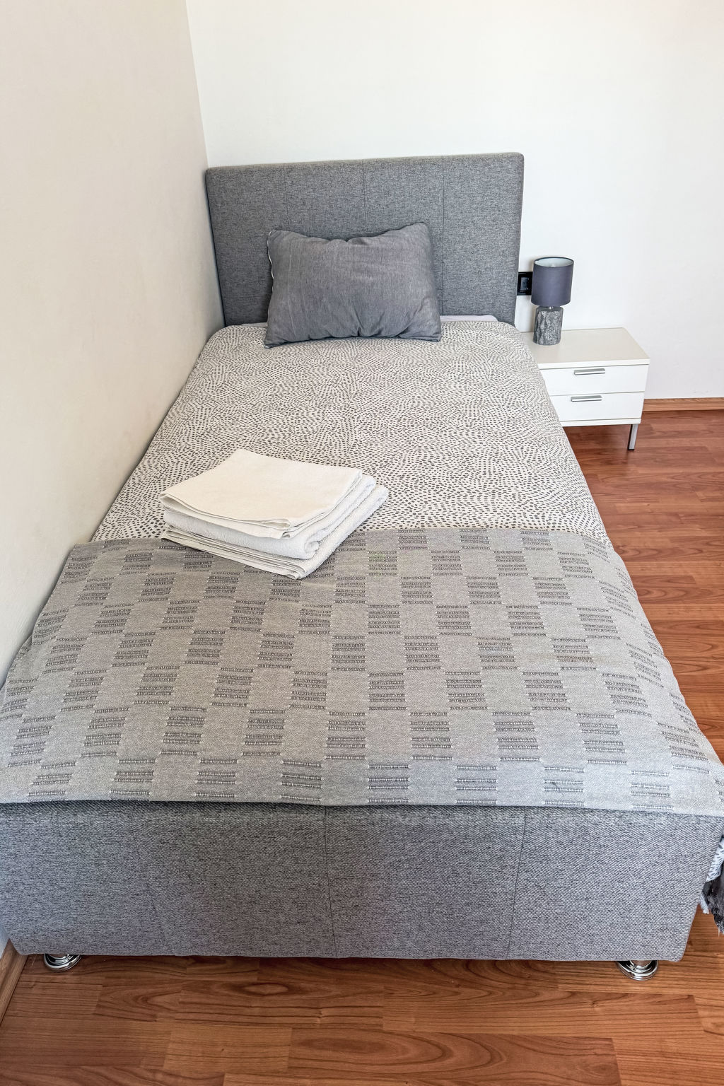 Modernes Appartement in Pula mit Grill und Garten - Binnen