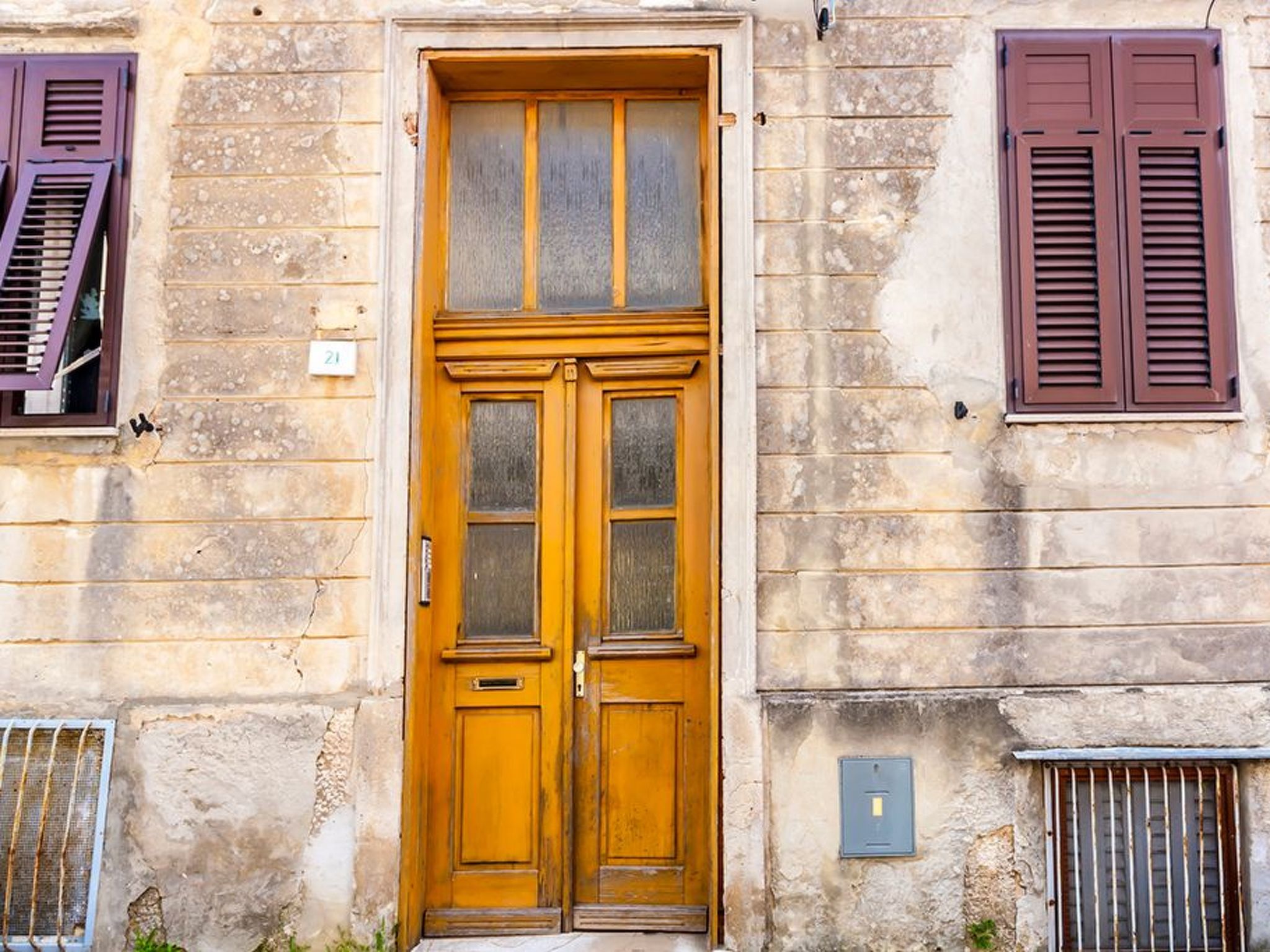 Modern eingerichtete und komfortable Ein-Zimmer-Wohnung direkt im Zentrum von P