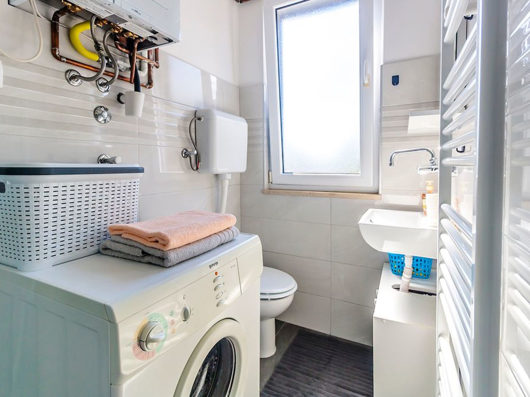 Modern eingerichtete und komfortable Ein-Zimmer-Wohnung direkt im Zentrum von P-Dedans