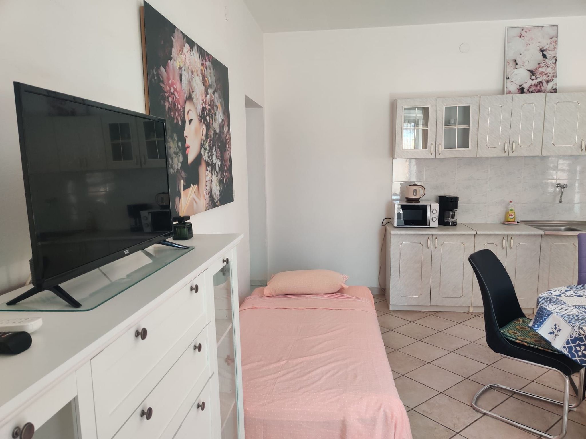 2 mit Parkplatz, Wifi, Ac