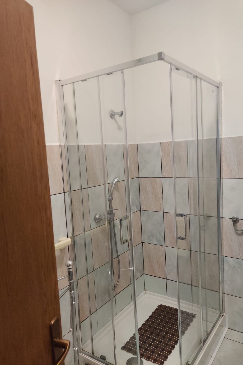 Photo of 2 mit Parkplatz, Wifi, Ac