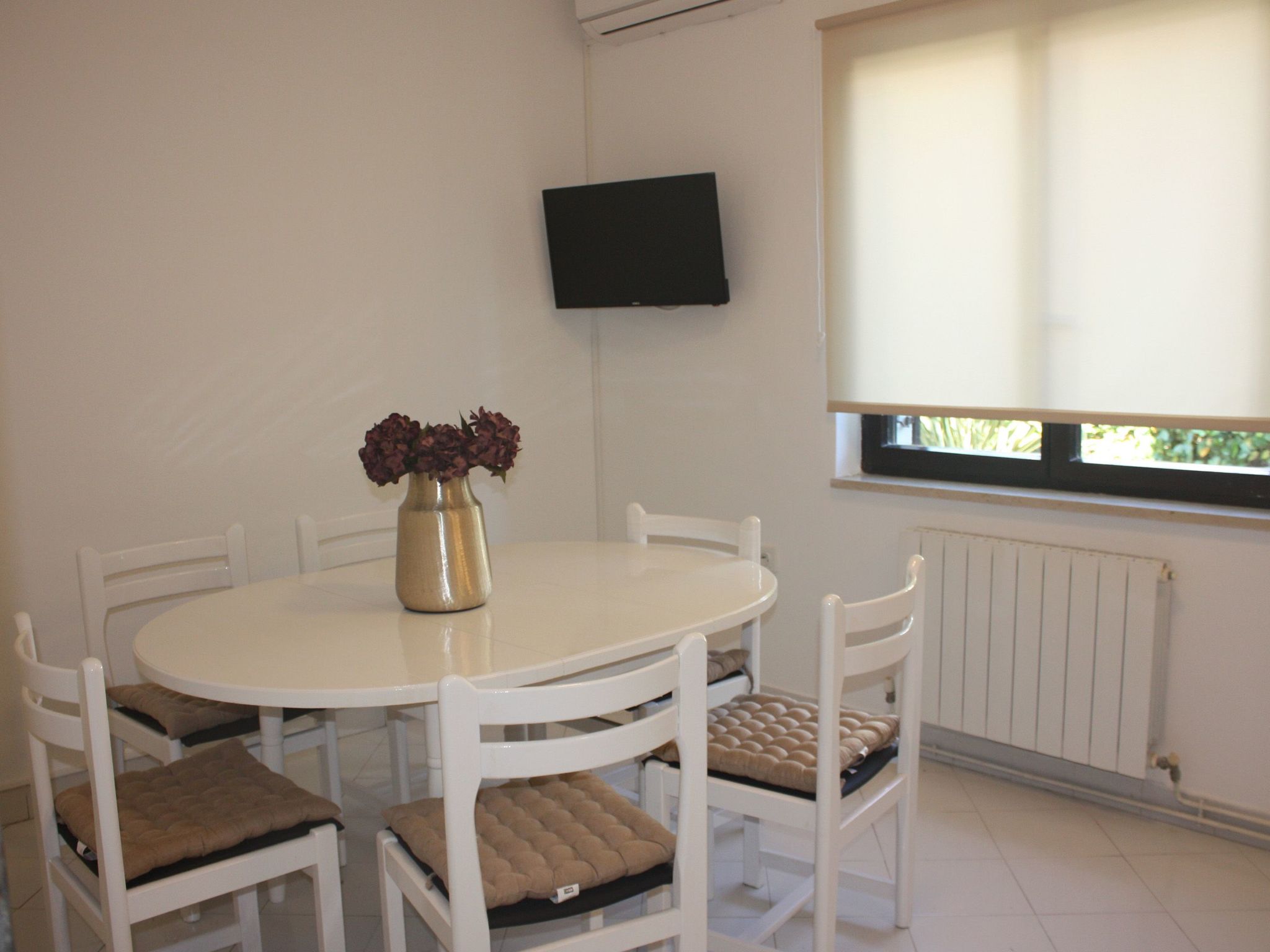 Geräumige charmante Wohnung in der Nähe des Meeres-Dedans