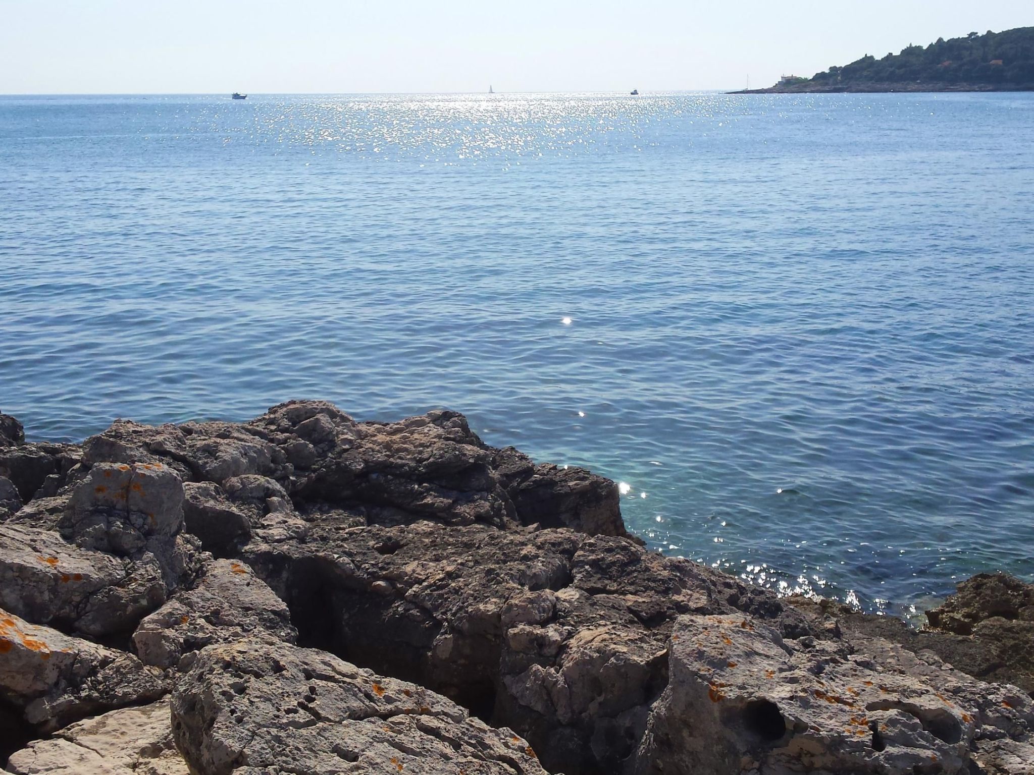 Geräumige charmante Wohnung in der Nähe des Meeres-Dedans