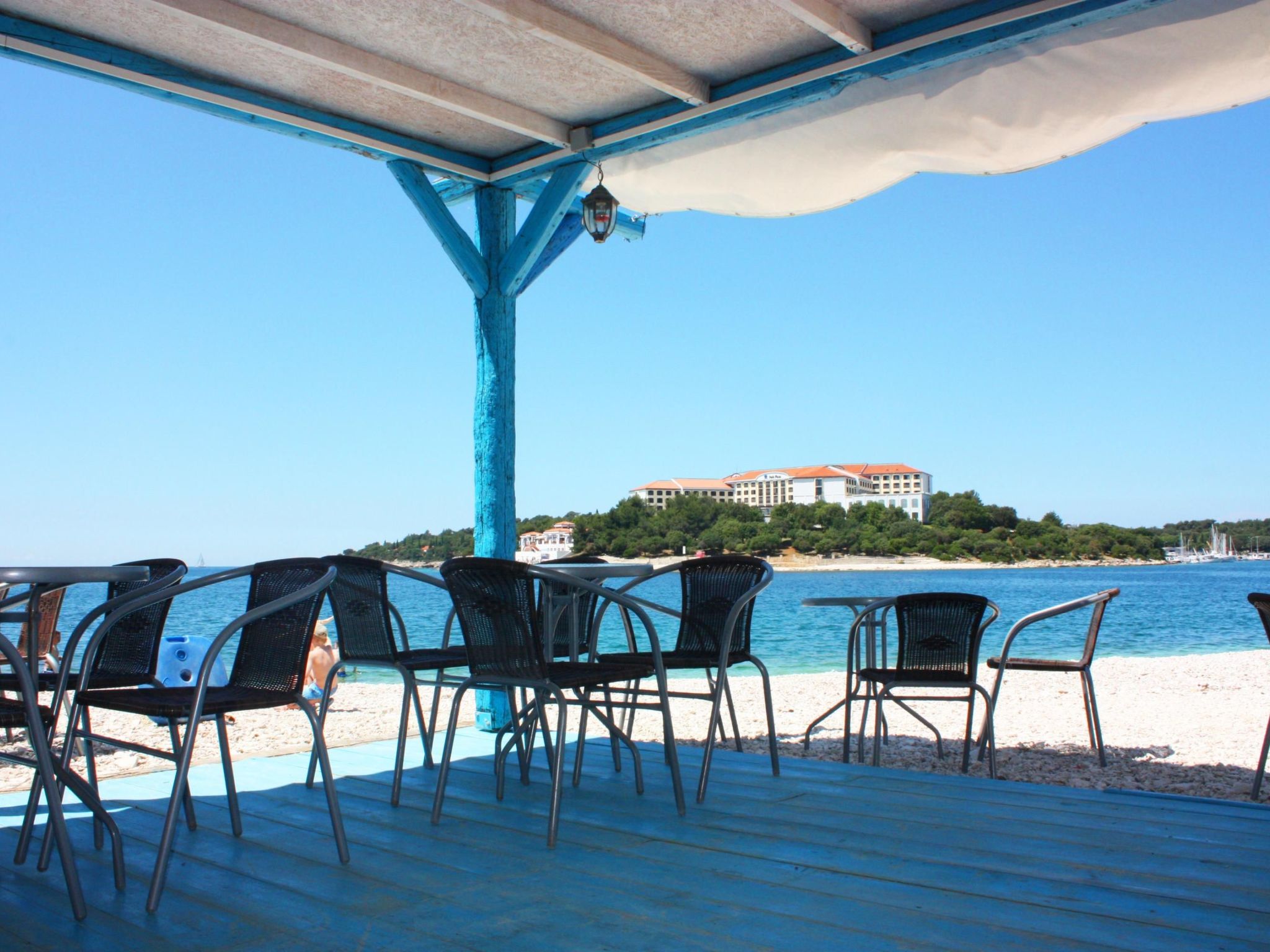 Geräumige charmante Wohnung in der Nähe des Meeres-Dedans