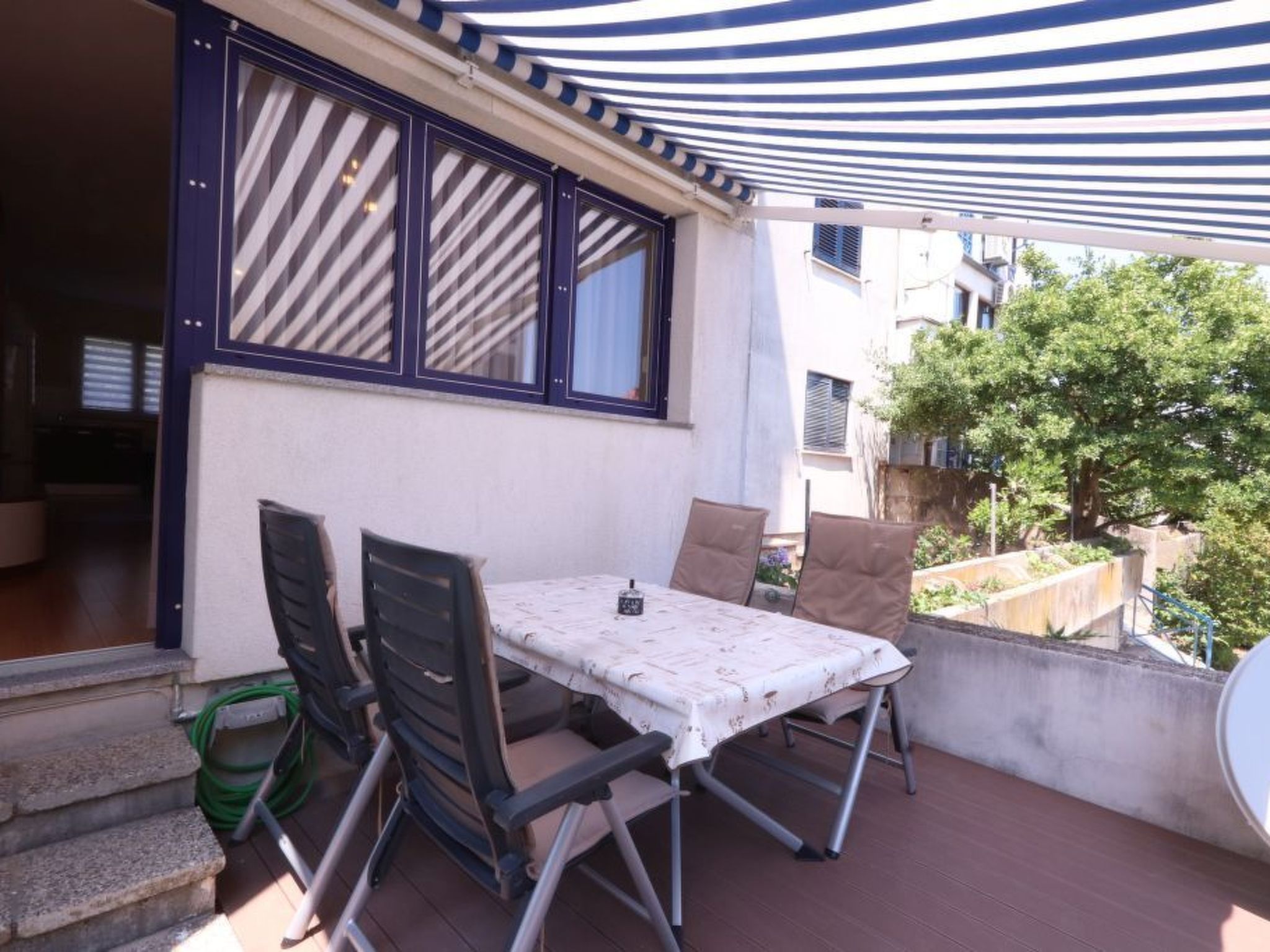 Apartment Gortanova in Stoja mit Privater Terrasse-Binnen