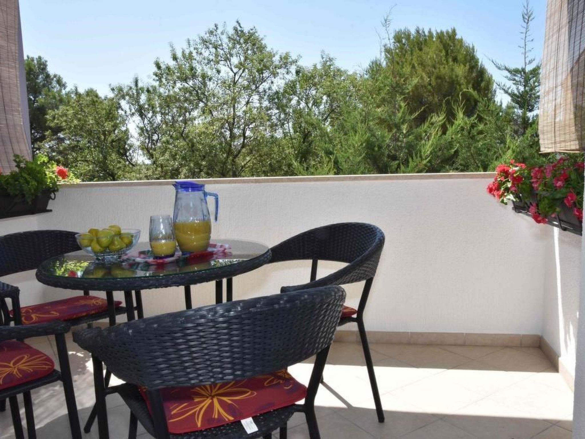 Wohnung mit Garten in der Nähe des Zentrums-Binnen