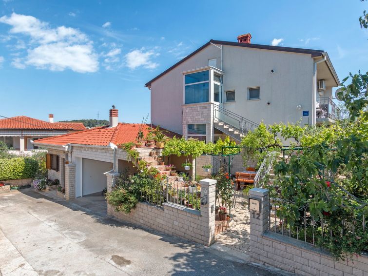 Apartman Oliva ****