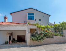 Apartman Oliva ****