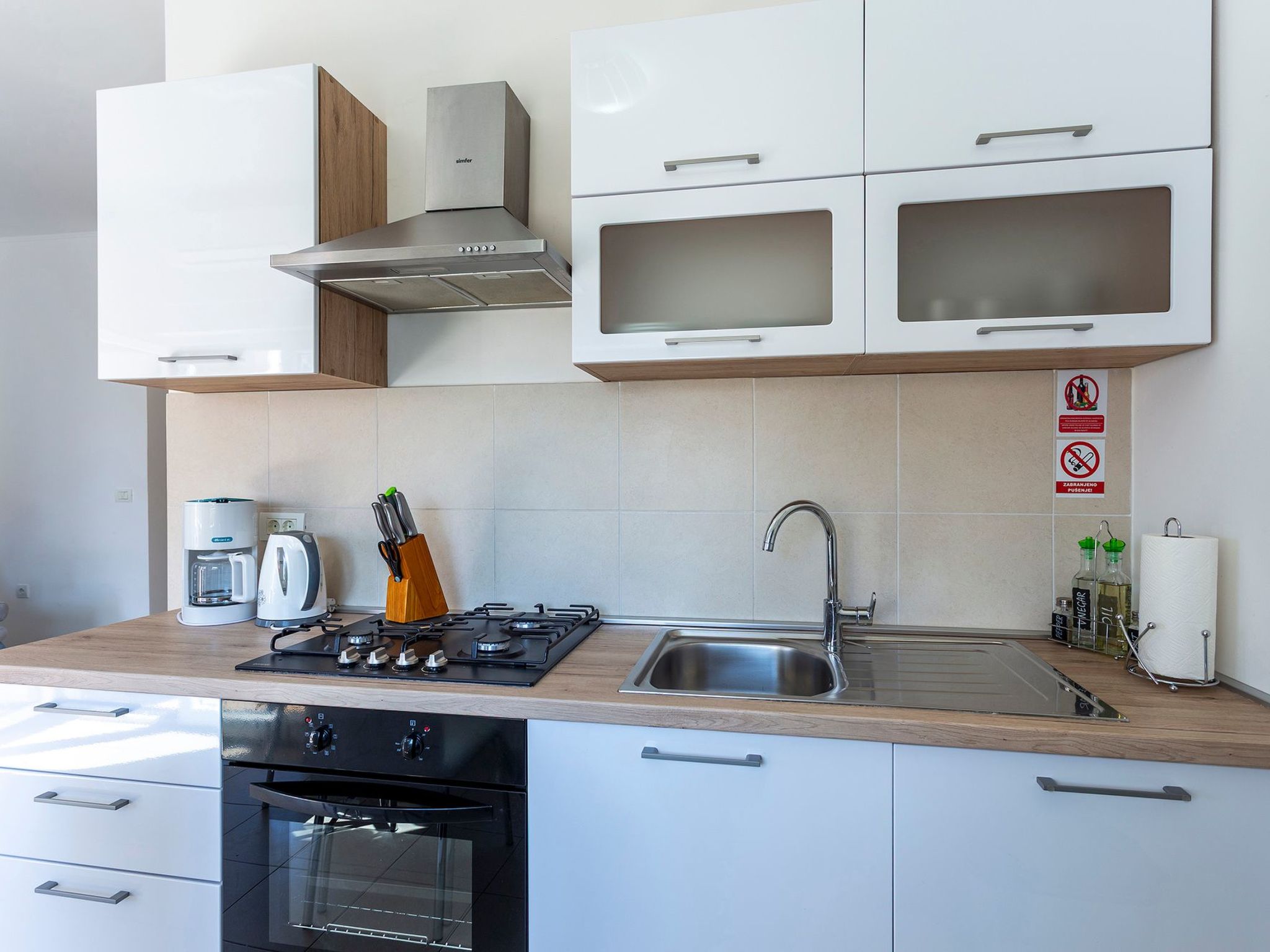 Appartement in Stoja mit Terrasse-Binnen