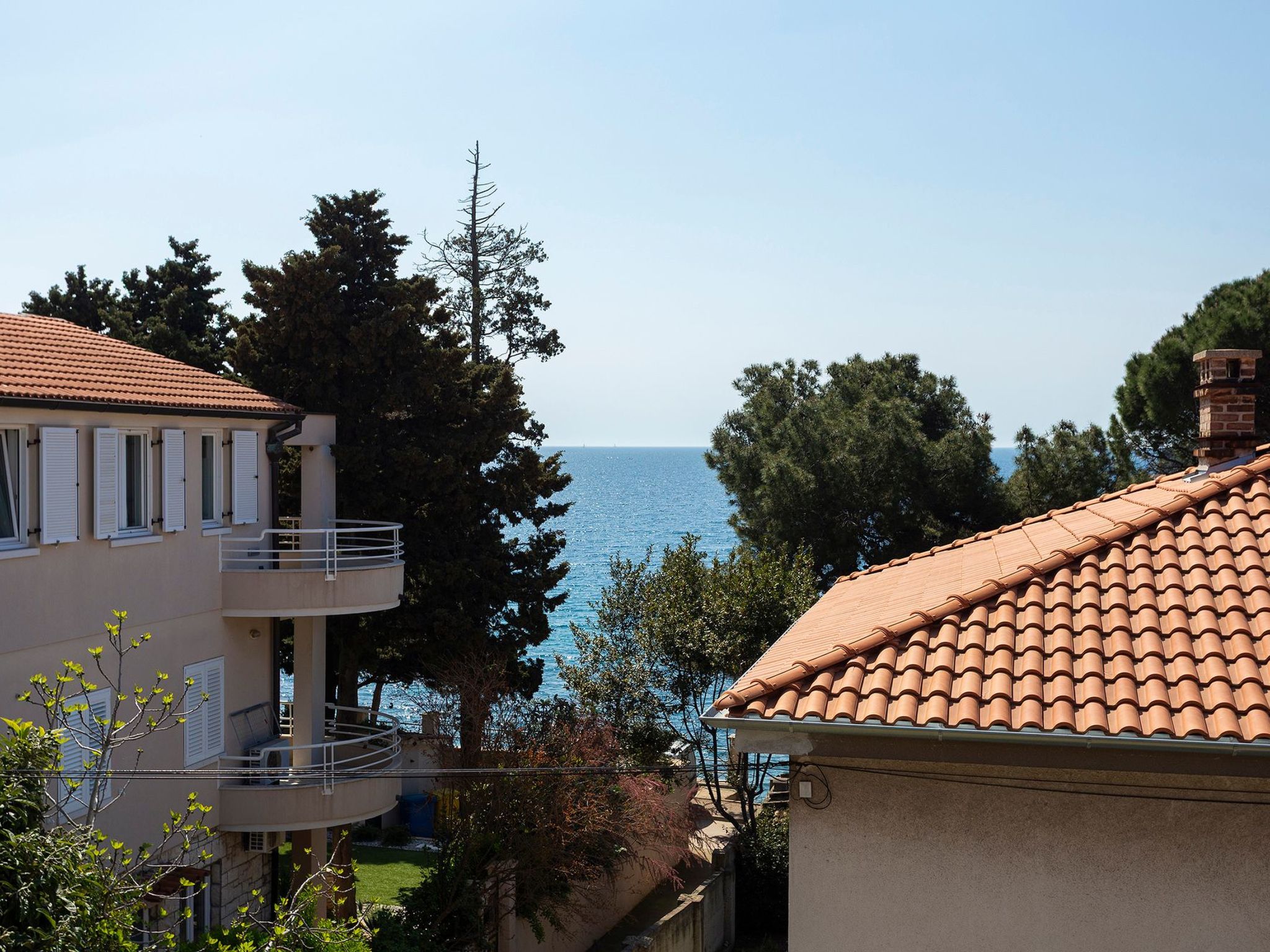 In Pula und Nah am Strand-Binnen