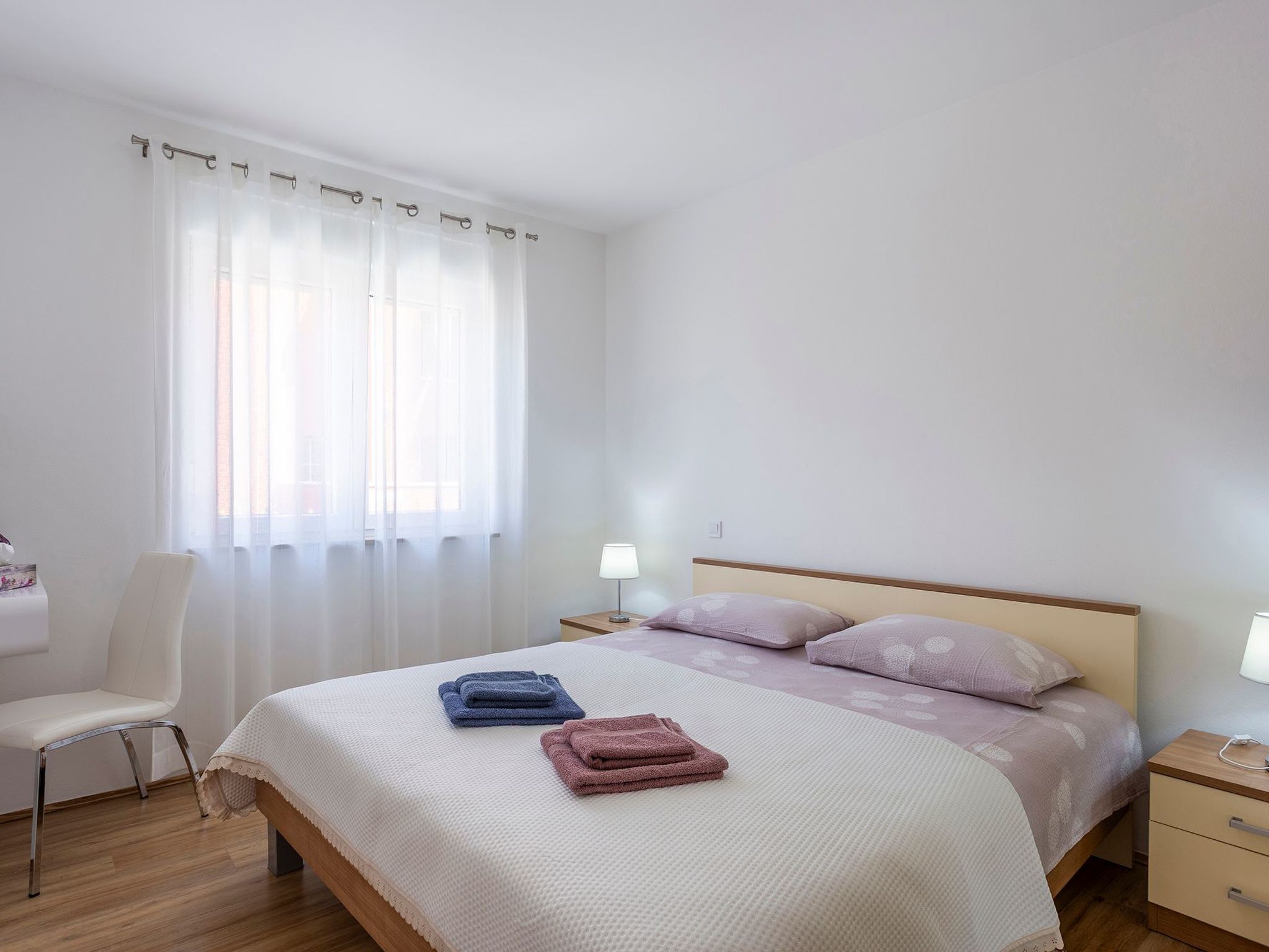 In Pula und Nah am Strand-Binnen