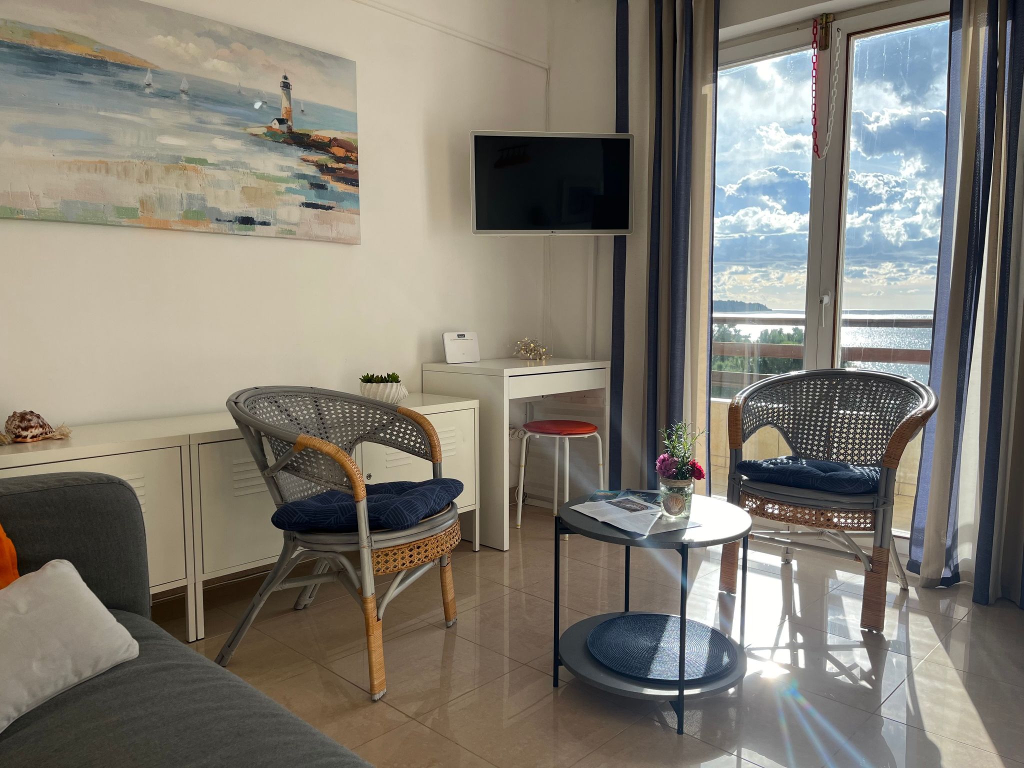 Apartment Marijana mit Meerblick-Drinnen