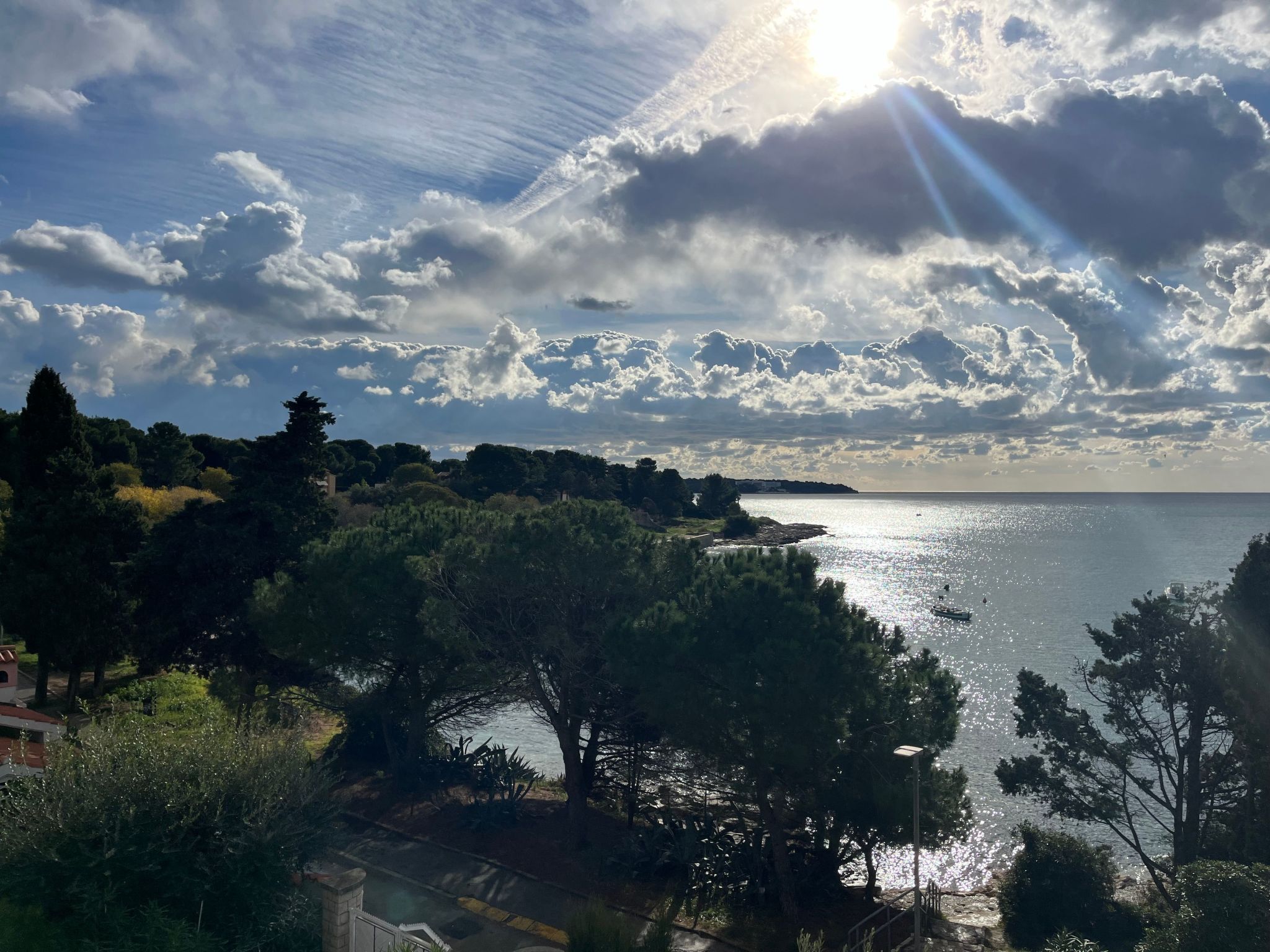 Apartment Marijana mit Meerblick-Drinnen